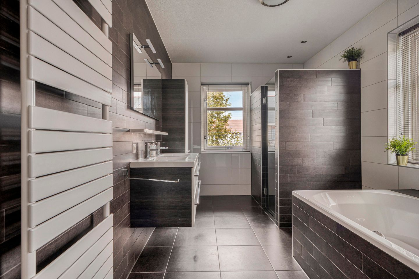 Foto 20 van Tuinlaan 113