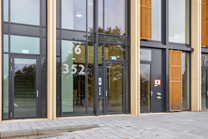 Photo 2 of Hugo de Vrieslaan 350