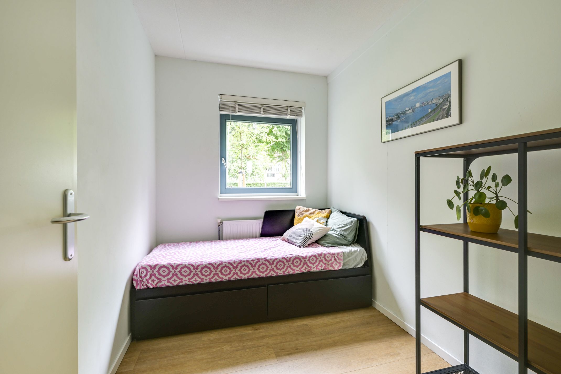 Photo 15 of Daelwijcklaan 170