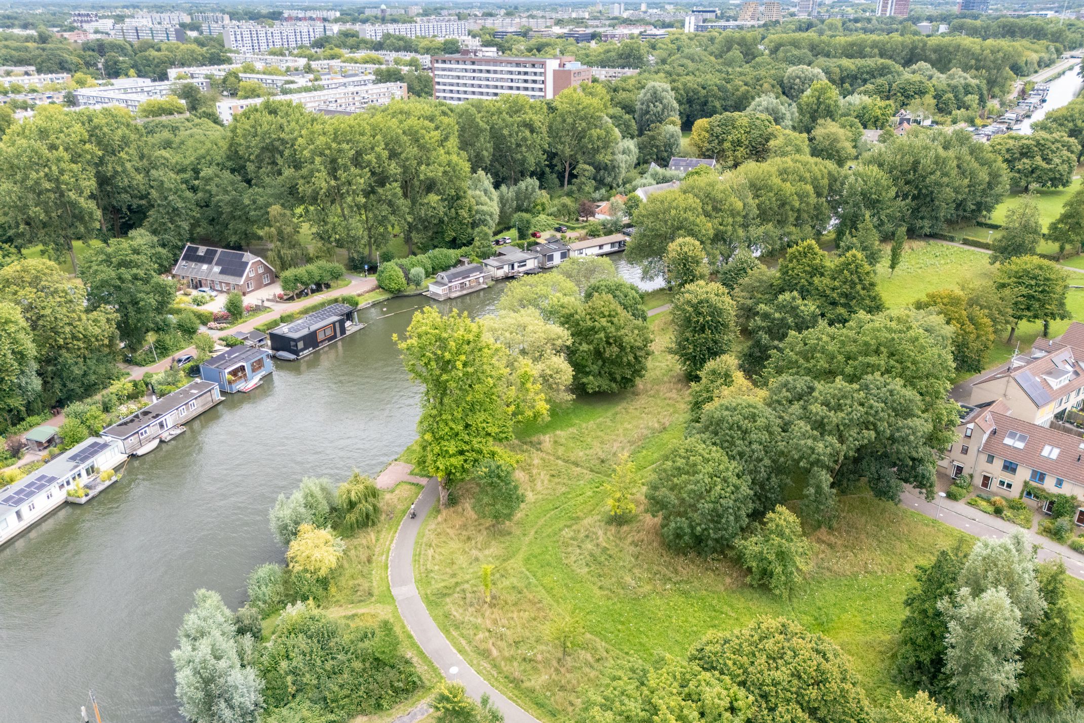 Photo 24 of Daelwijcklaan 170