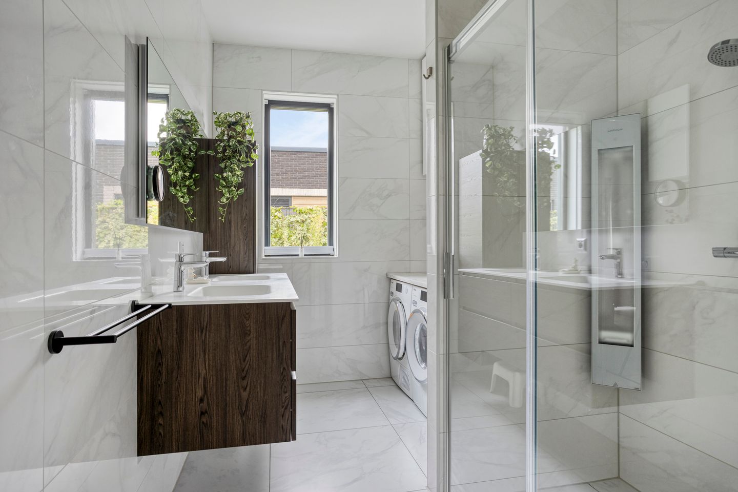 Photo 19 of Isaac Newtonstraat 86