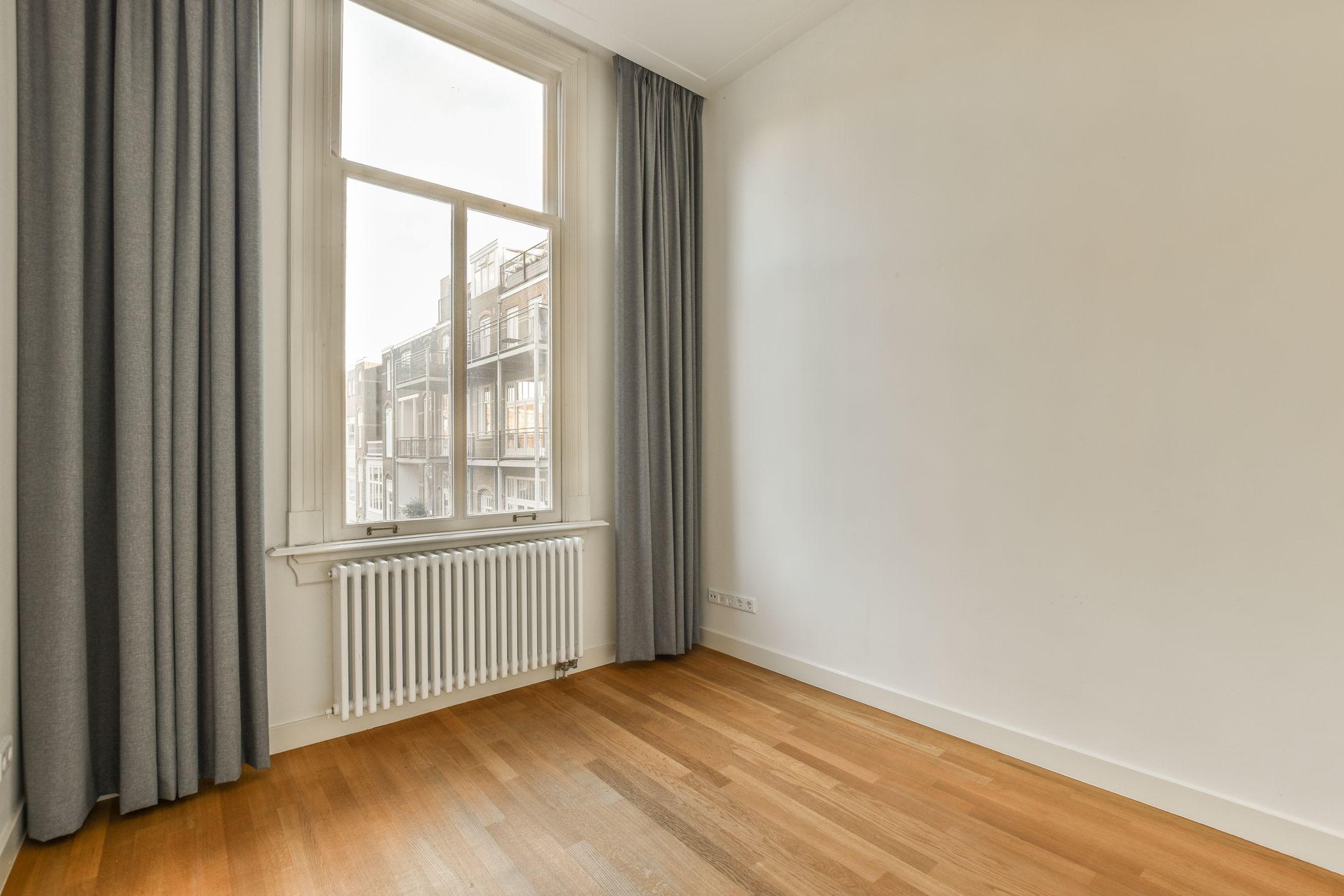 Foto 18 van Van de Veldestraat 7-2