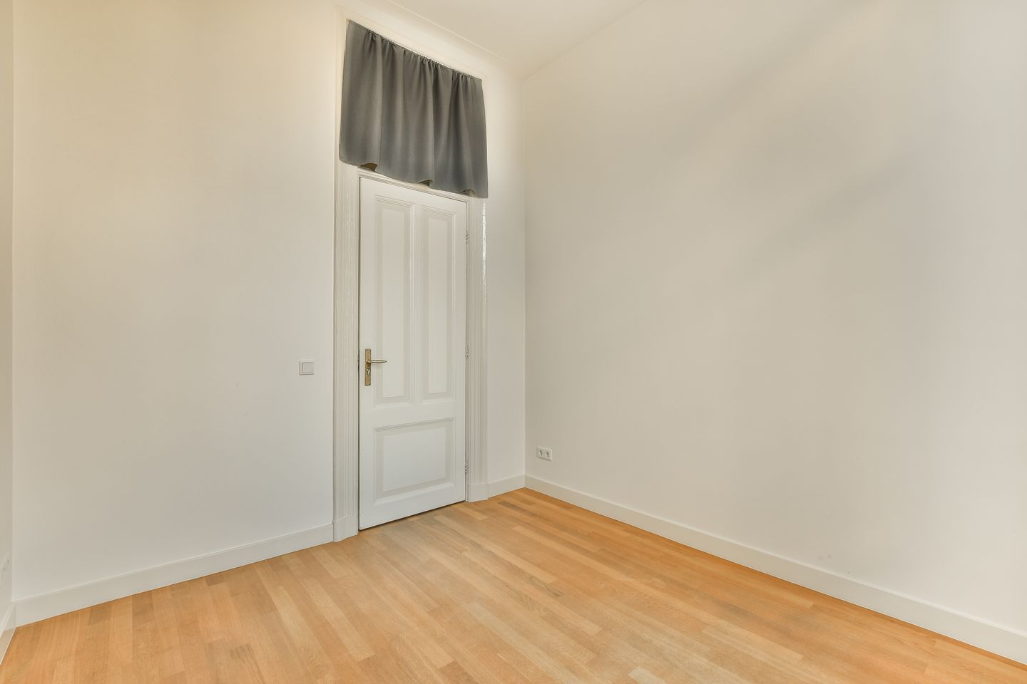 Foto 19 van Van de Veldestraat 7-2