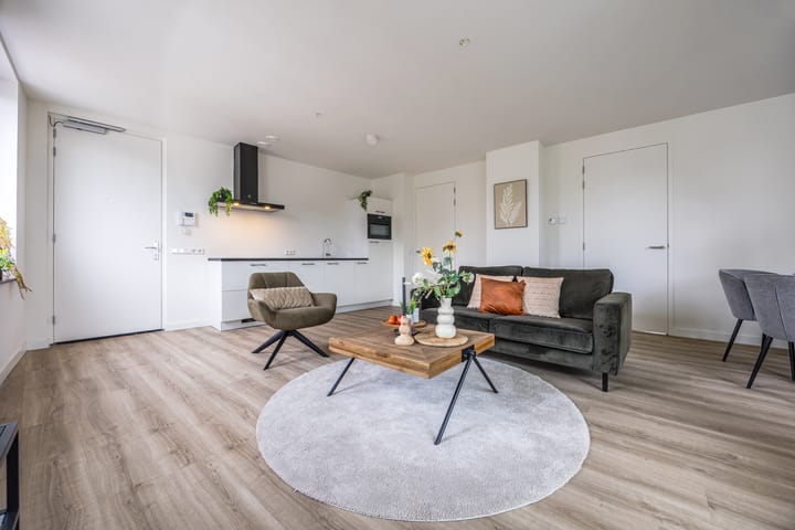 Foto 24 van Roosendaalsestraat 18-F