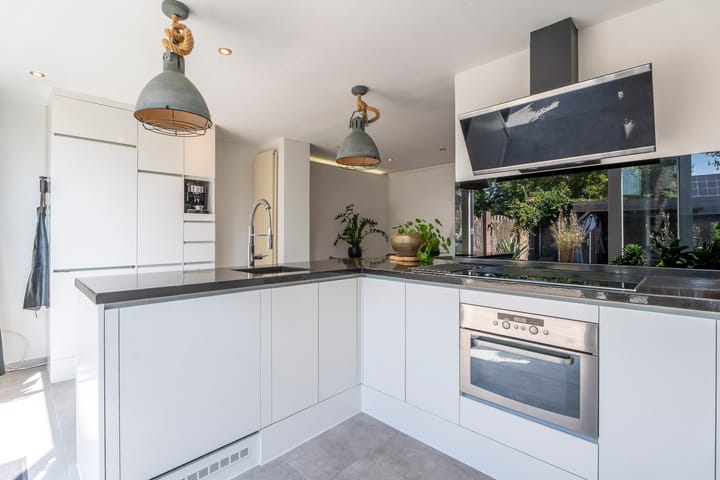 Foto 8 van Kruiningenstraat 73