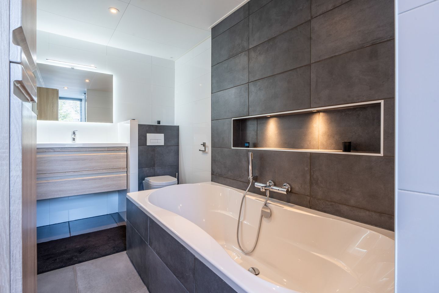 Foto 20 van Kruiningenstraat 73