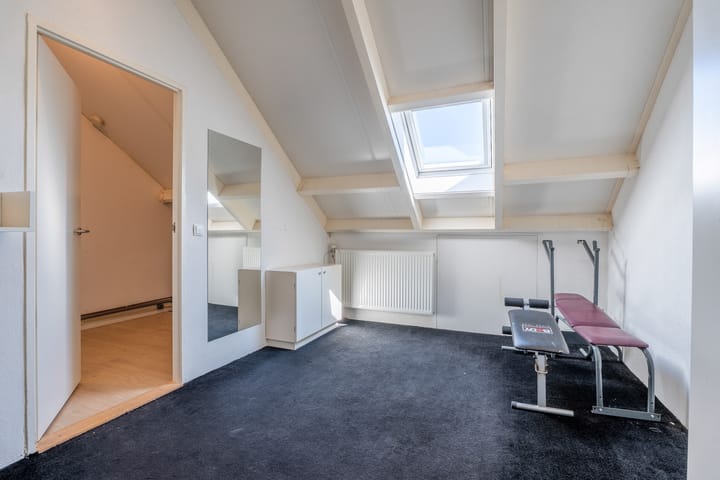 Foto 25 van Kruiningenstraat 73