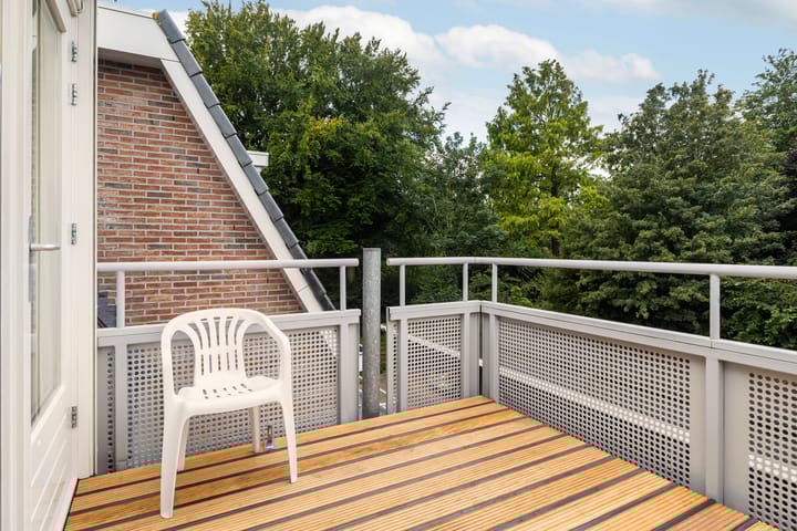 Photo 38 of Lageweg 14-D