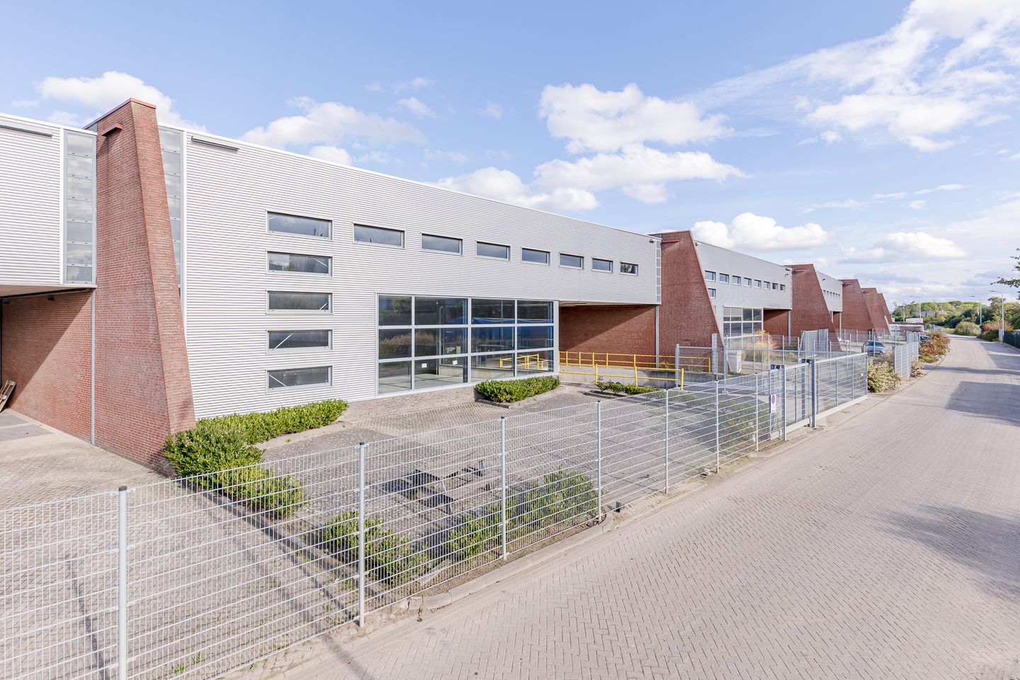 View photo 4 of Hastelweg 257