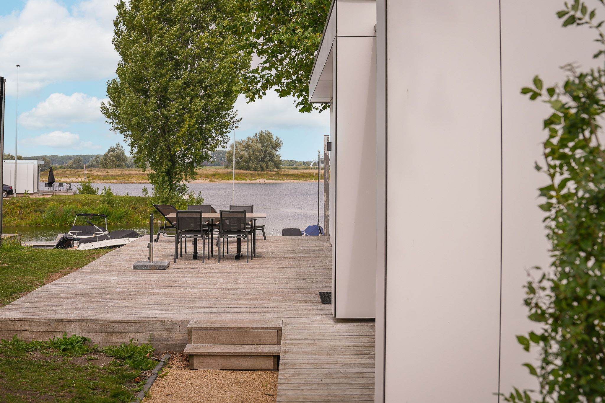2-bedroom freehold villa in Maurik — photo 3 of 5