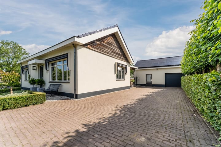 Foto 16 van Tienhovenseweg 13-A