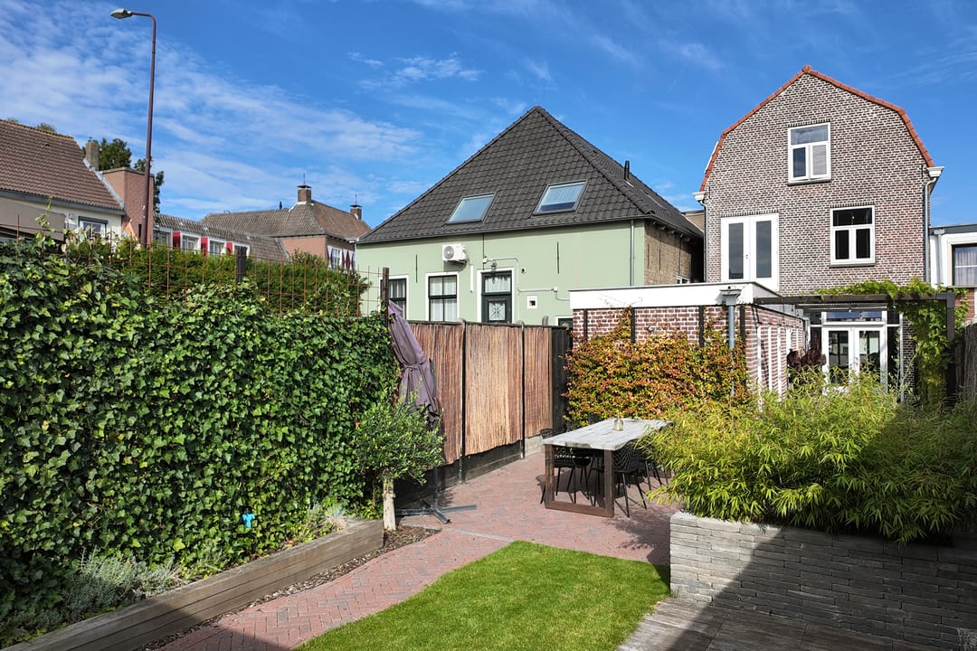 Foto 62 van Voorstraat 4