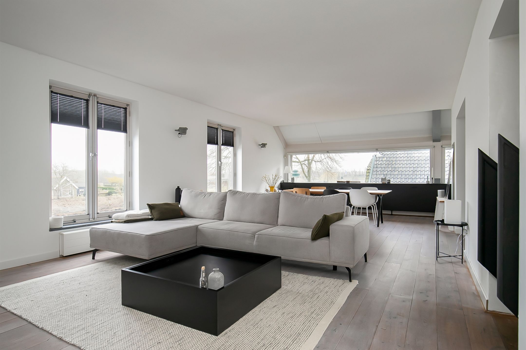 Foto 6 van Graaf van Solmsweg 85