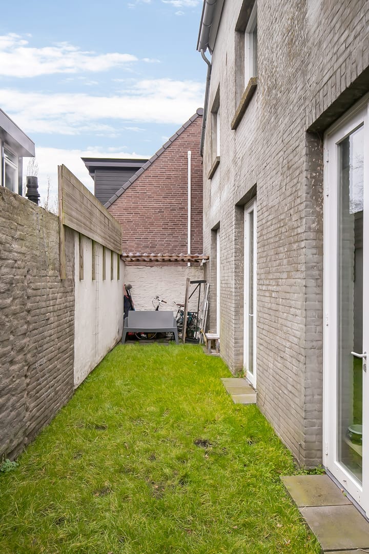 Photo 36 of Graaf van Solmsweg 85