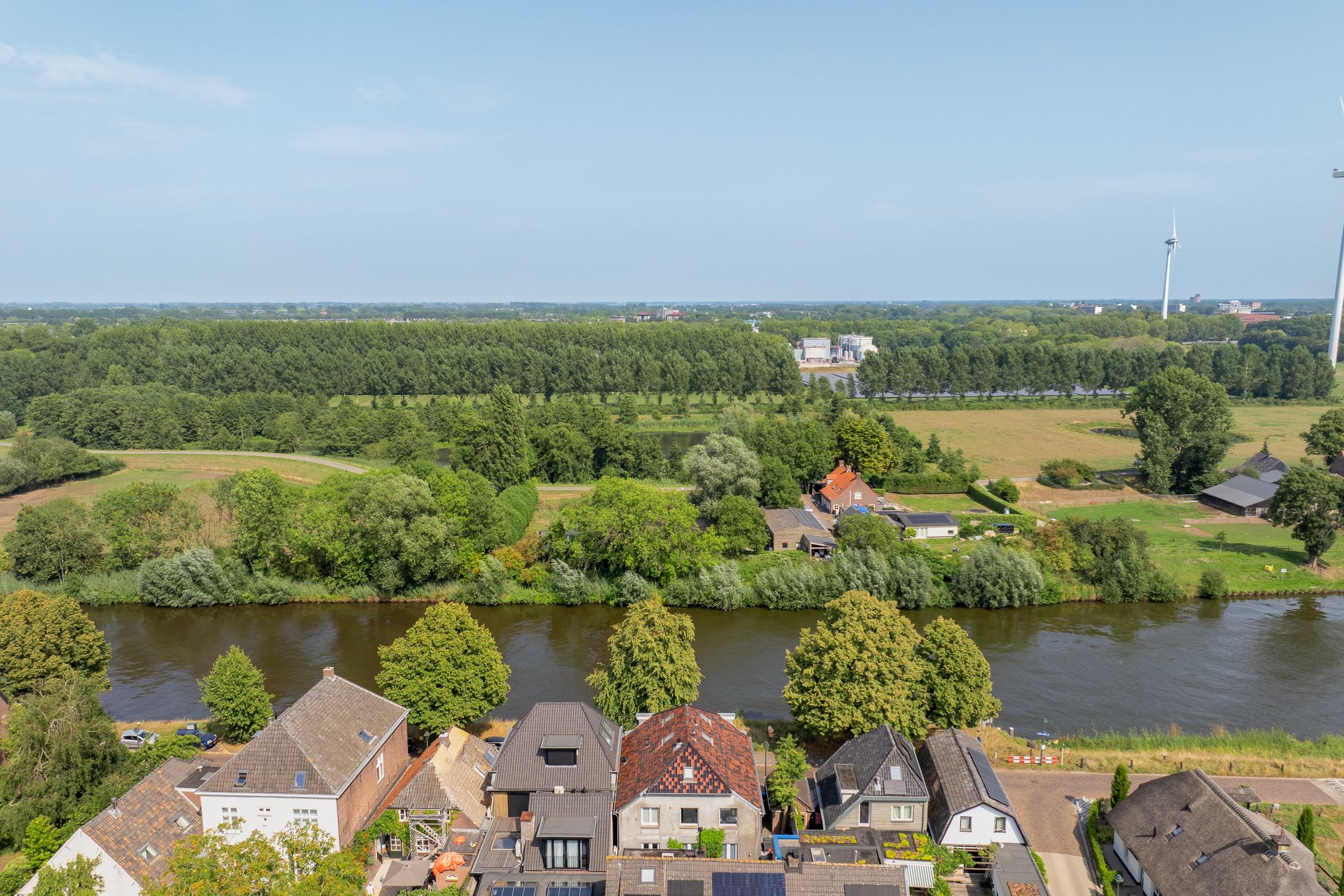 Foto 54 van Graaf van Solmsweg 85