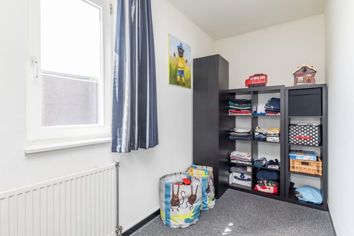 Foto 31 van Saroleaplantsoen 18