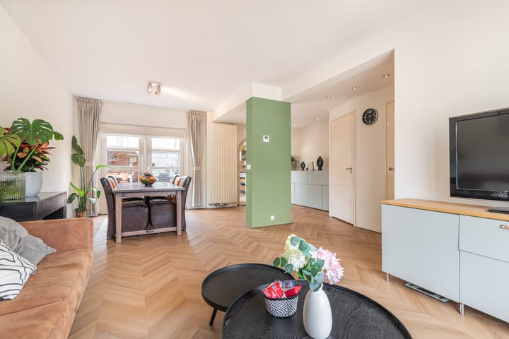 Foto 12 van Van Ostadelaan 16