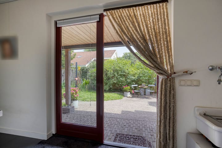 Foto 9 van Prins Bernhardweg 67