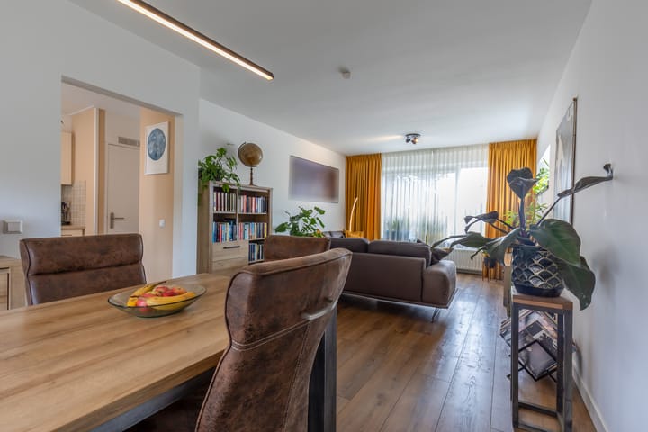 Foto 8 van Houtstraat 1