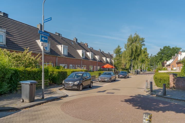 Foto 2 van Hortensiastraat 18