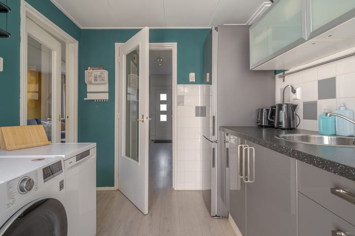 Photo 15 of Hortensiastraat 18