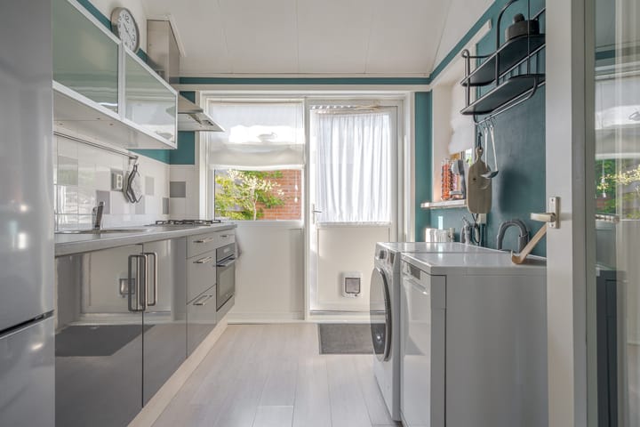 Photo 16 of Hortensiastraat 18