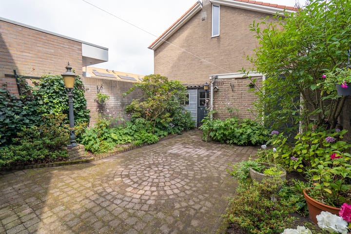 Foto 28 van Westertorenlaan 1