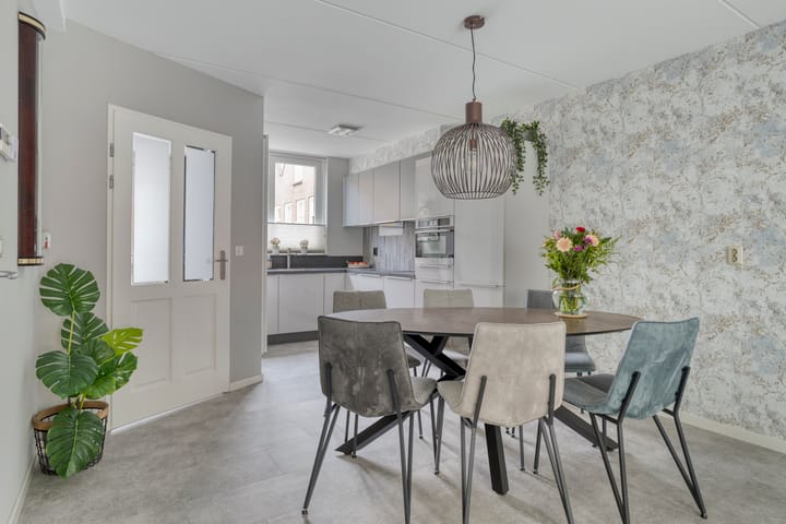 Foto 9 van Zuidwellestraat 1