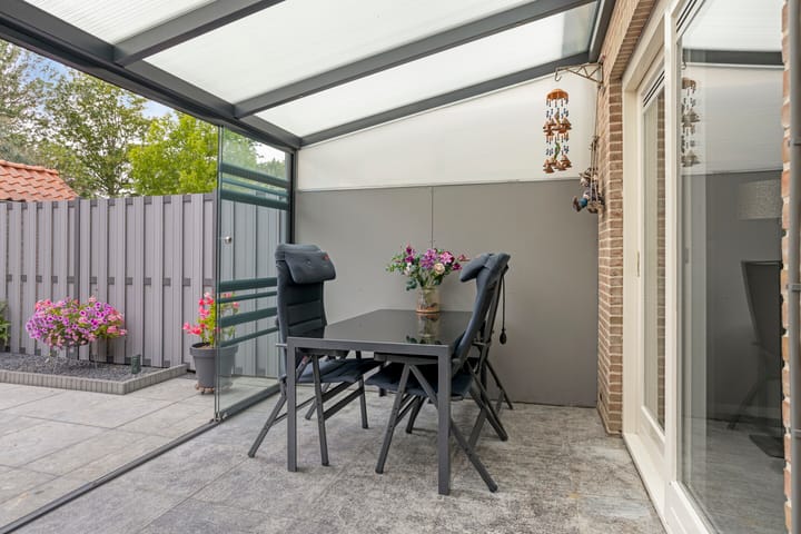 Foto 16 van Zuidwellestraat 1