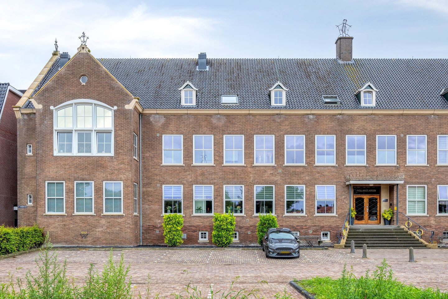 Photo 1 of Ir. Smedingplein 5-A