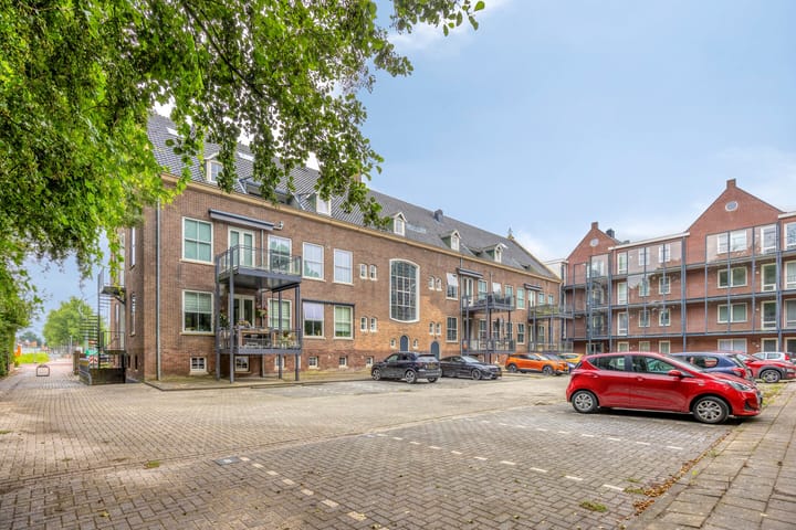 Photo 8 of Ir. Smedingplein 5-A