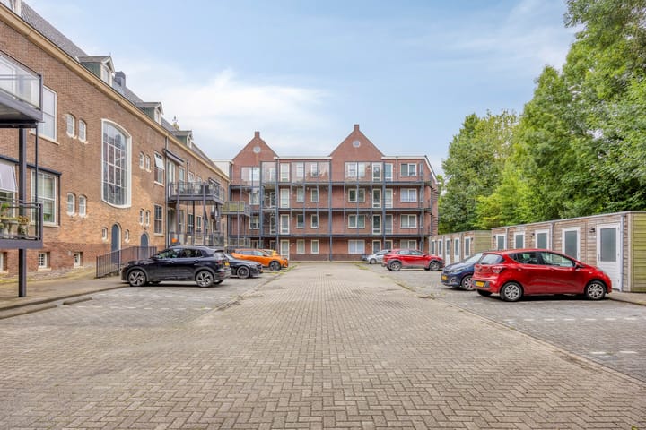 Photo 9 of Ir. Smedingplein 5-A