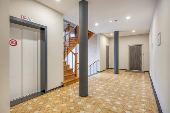 Photo 11 of Ir. Smedingplein 5-A