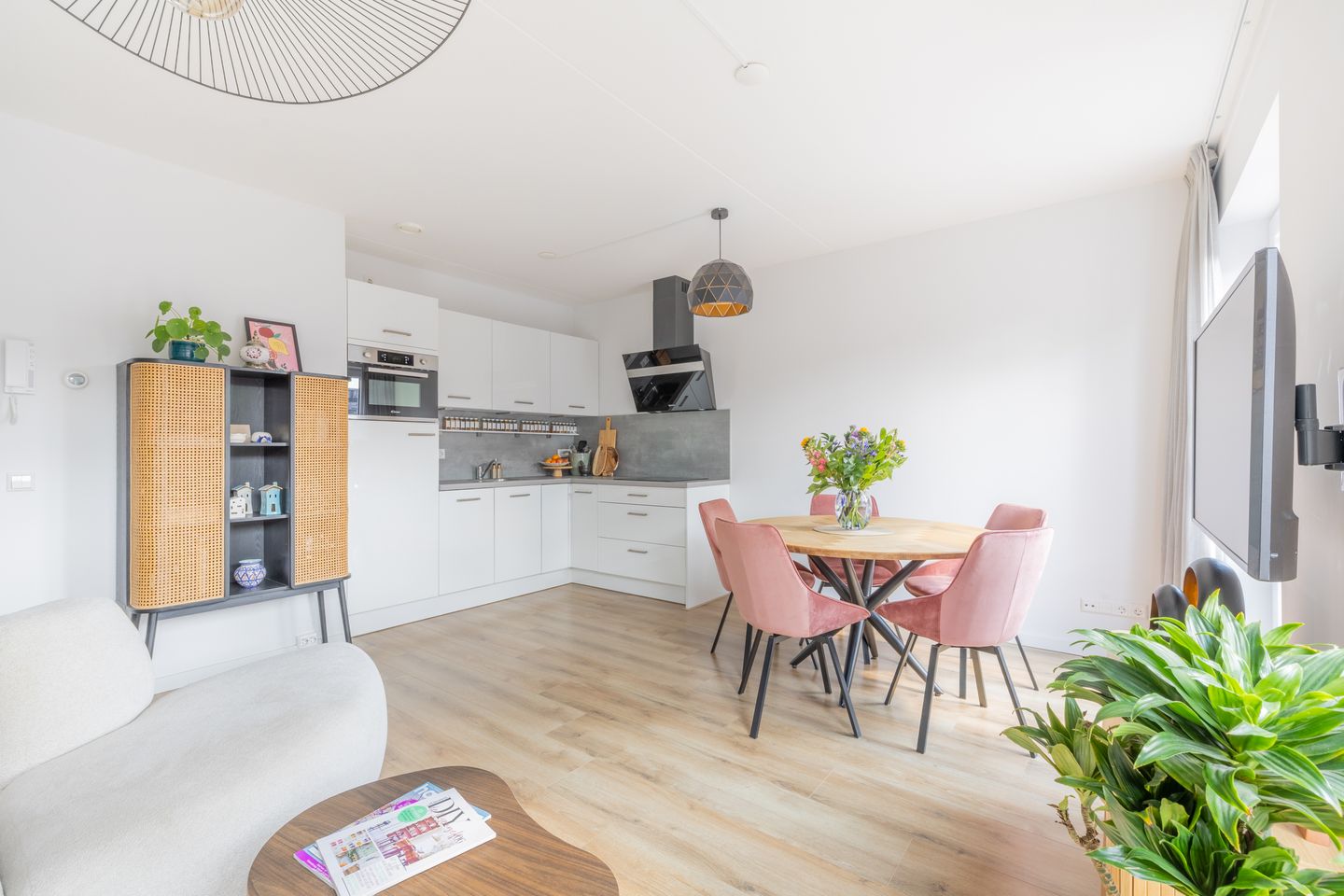 Foto 20 van Pleinbuurt 9