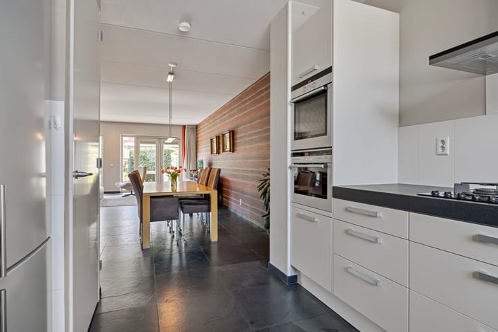 Foto 8 van Renate Rubinsteinlaan 6