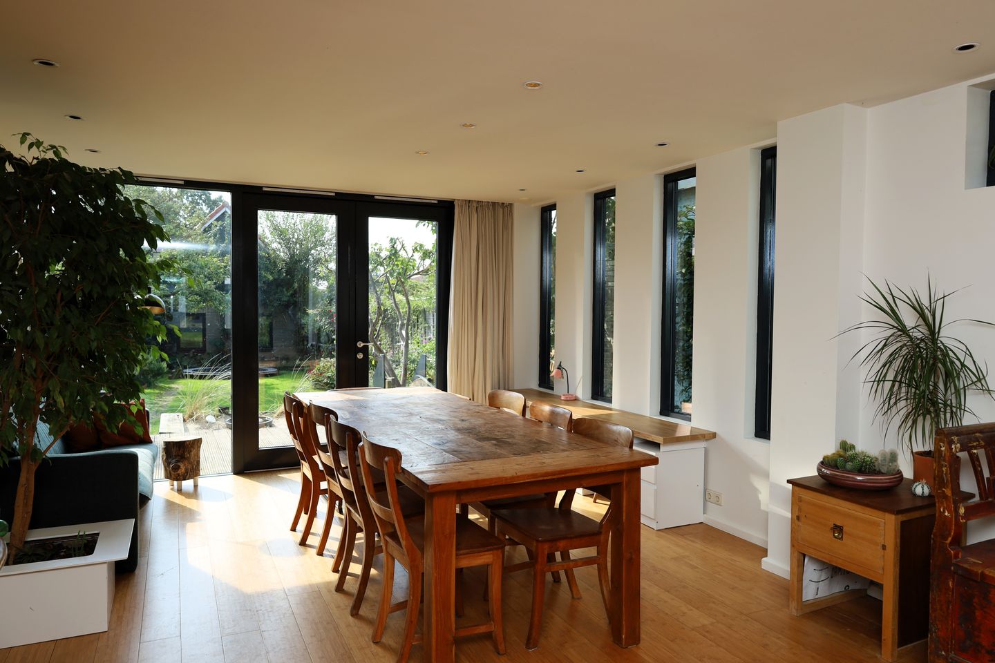 Foto 10 van Oosterburen 24