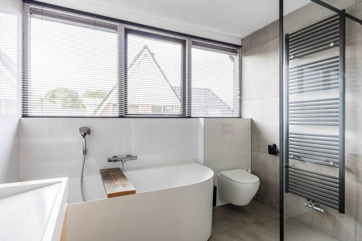 Foto 4 van Valeriaan 28