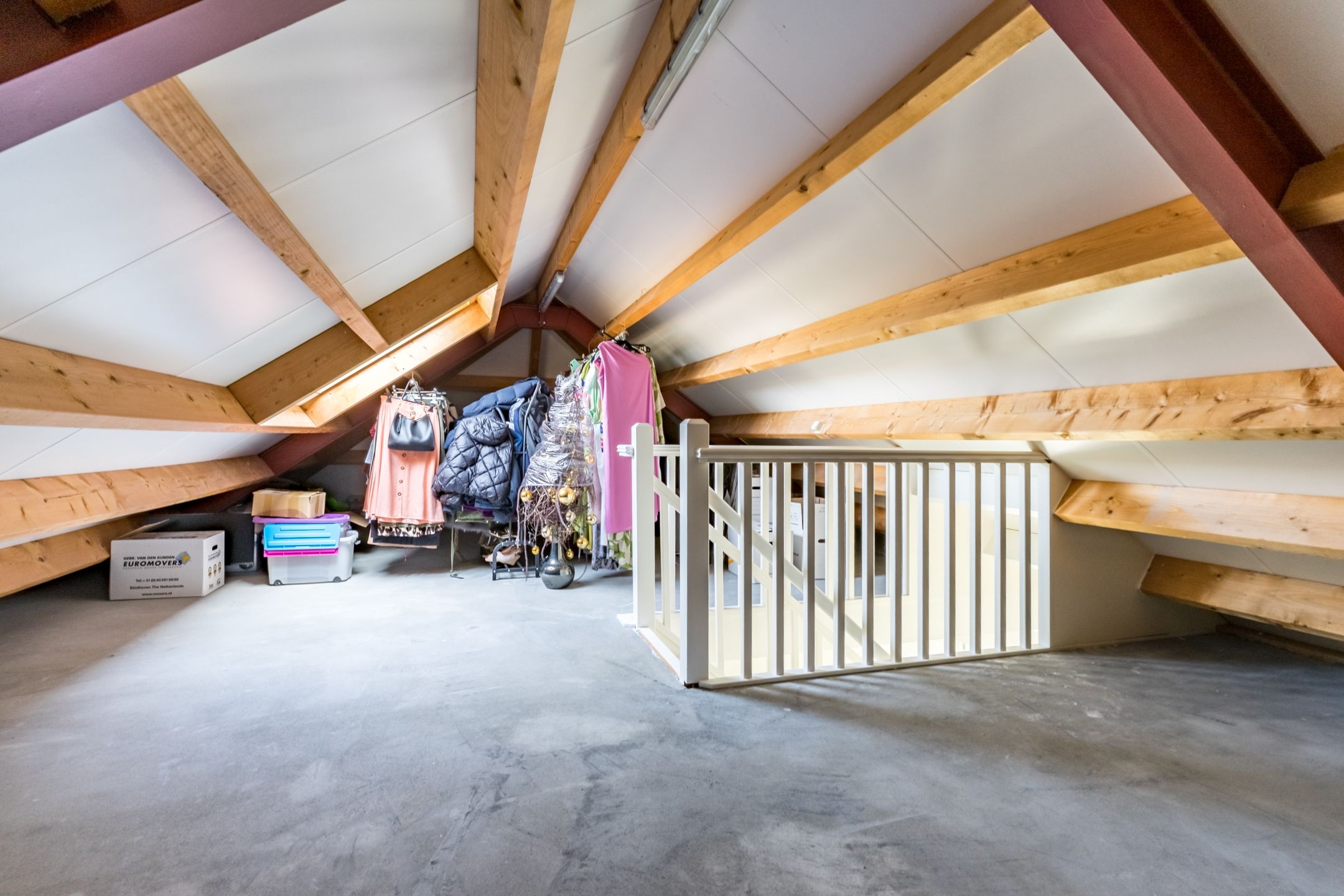 Photo 33 of Grensweg 18-B