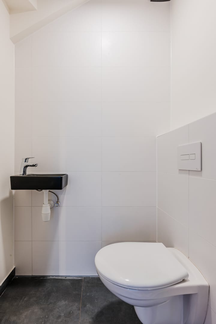 Photo 14 of Wilhelminastraat 8