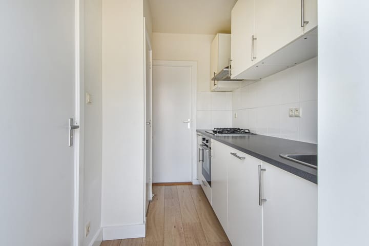 Foto 16 van Dr H. Colijnlaan 15