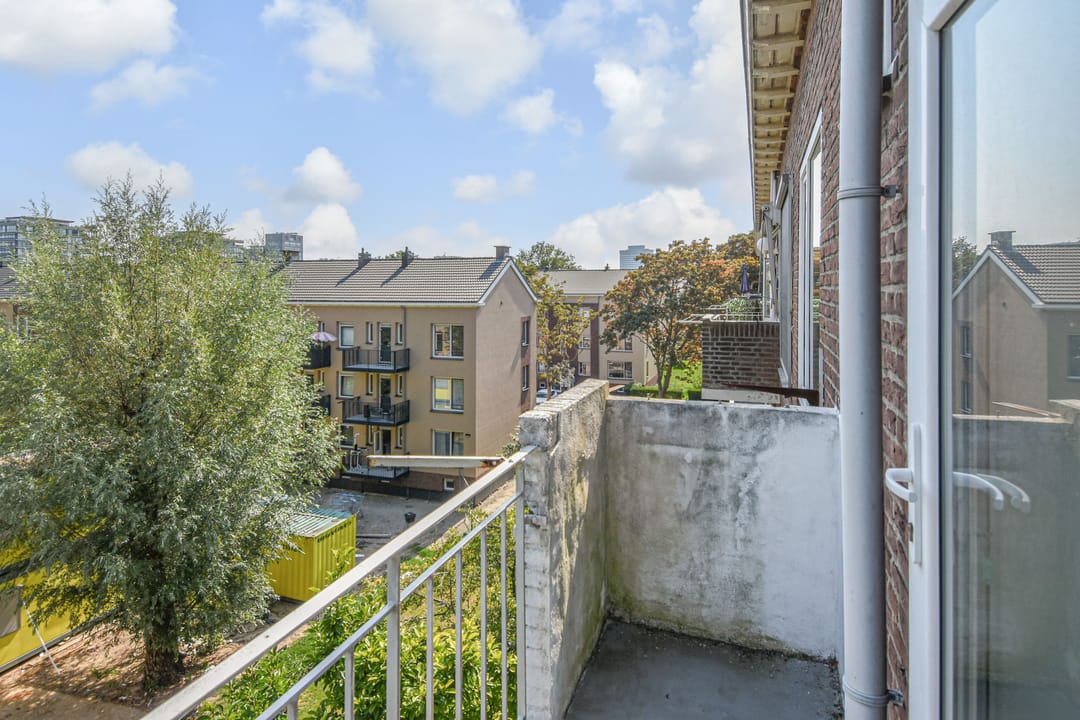 Photo 23 of Dr H. Colijnlaan 15