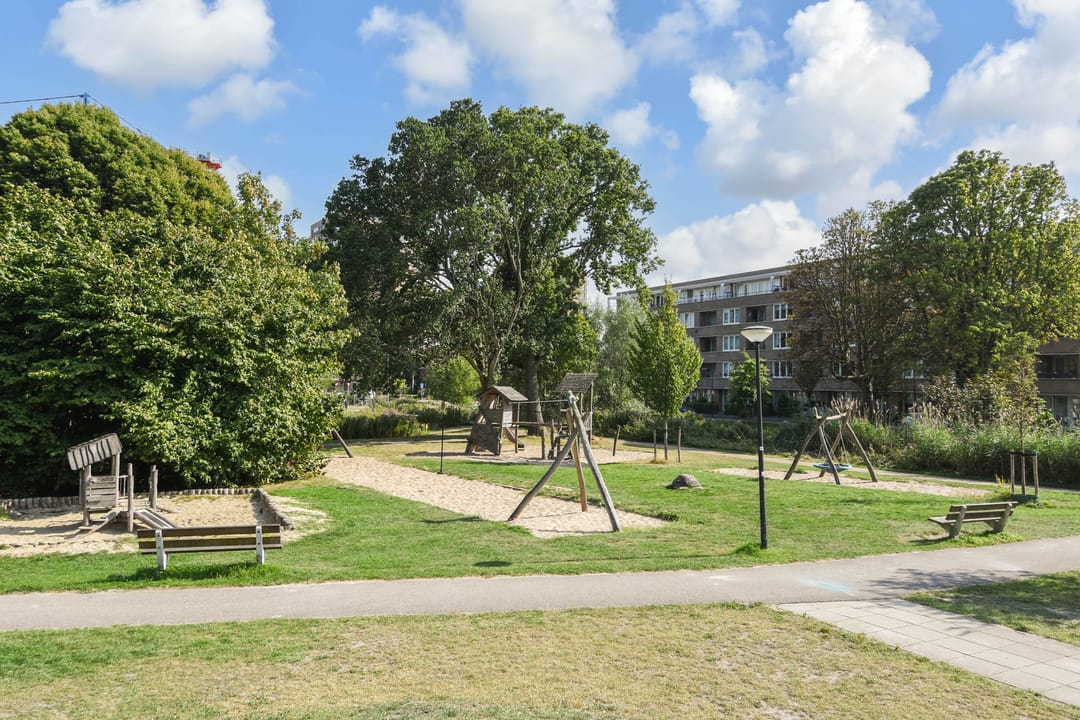 Photo 28 of Dr H. Colijnlaan 15