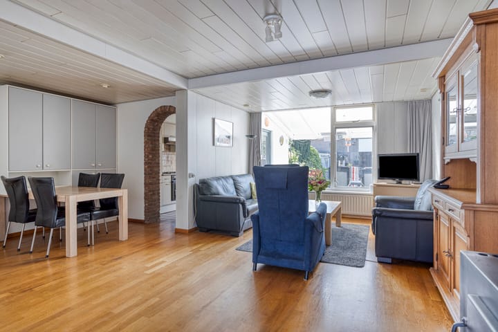 Foto 2 van Midakker 11