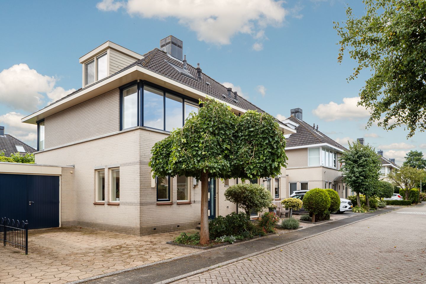 Foto 1 van Zonzijde 19