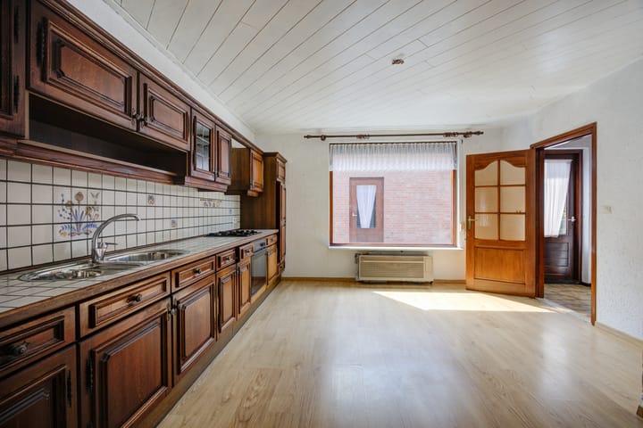 Foto 10 van Rucphensestraat 137