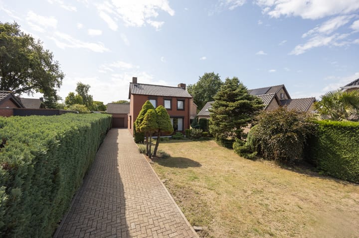 Foto 39 van Rucphensestraat 137