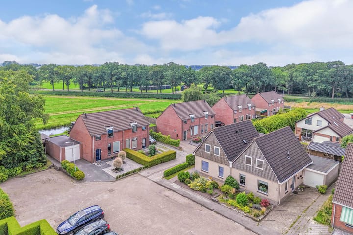 Foto 3 van Van Eedenstrjitte 38