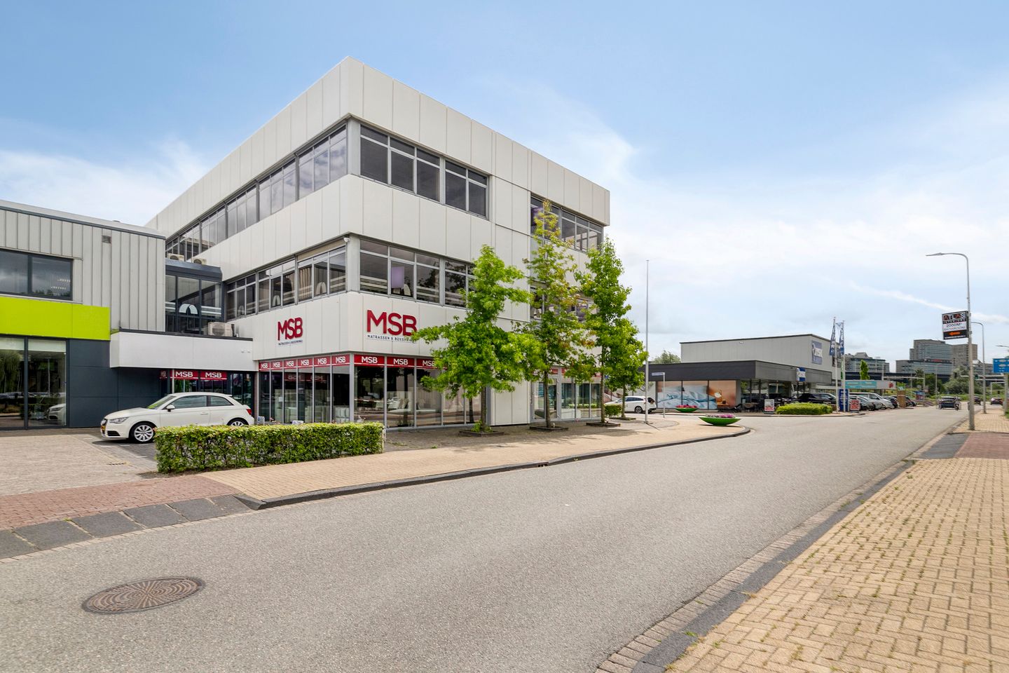 Bekijk foto 3 van Schinkelse Baan 1
