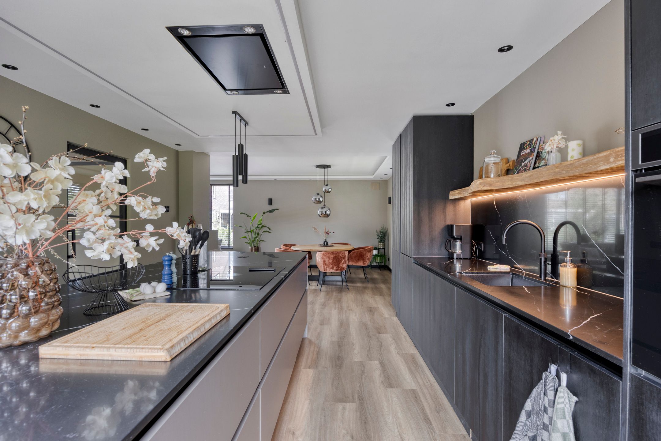 Foto 3 van Tapuitstraat 11