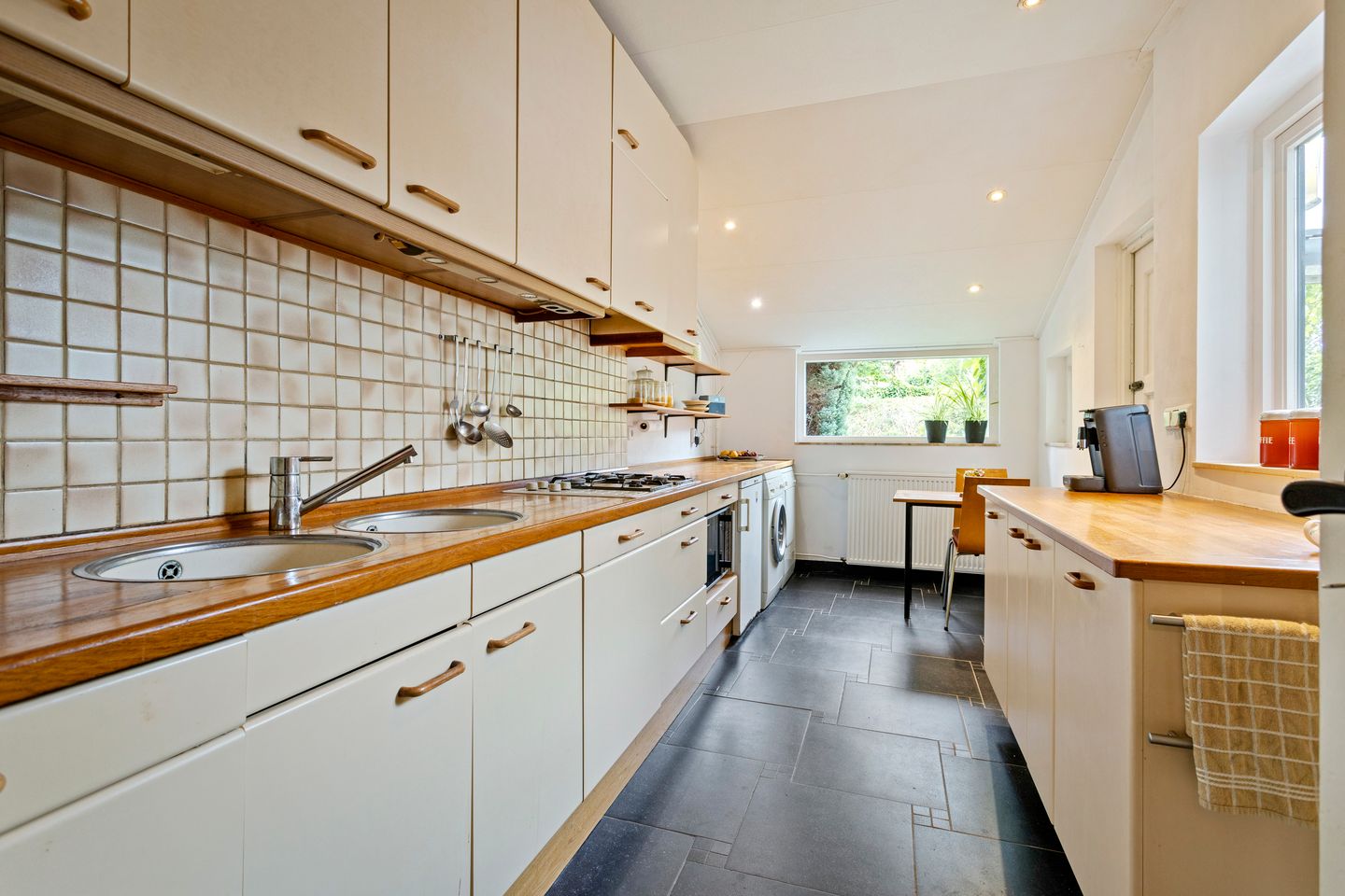 Foto 5 van Esschestraat 76